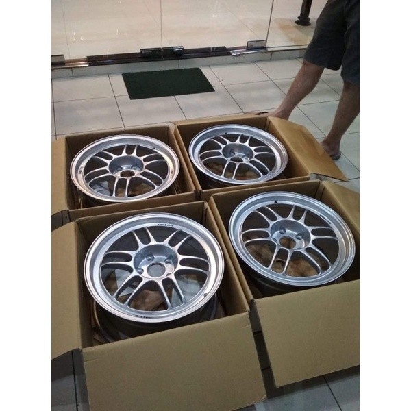 Velg Mobil Original Enkei Rpf1 R17 BARU Untuk Innova Rush Civic Enkei