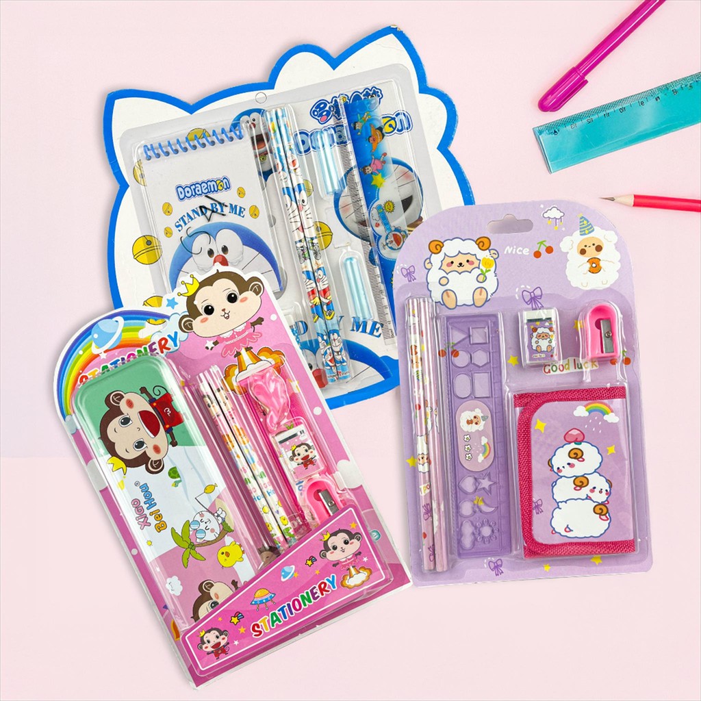 

Paket Alat Tulis Set Mika Plus / Stationery Set Hampers Souvenir Ulang Tahun Birthday Anak Karakter Kartun Peralatan Menulis Sekolah