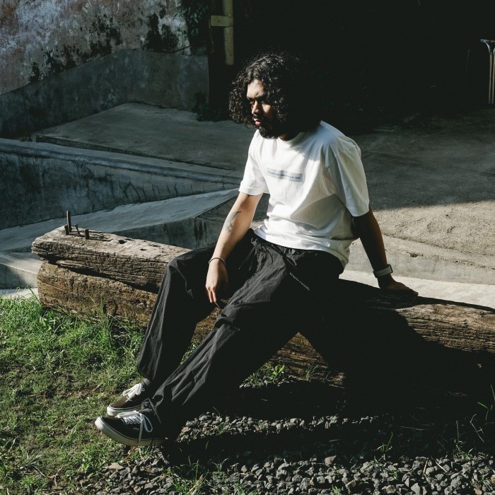 UNKL347 Pants Celana Panjang Black Bahan Nylon Crinckle SHUX