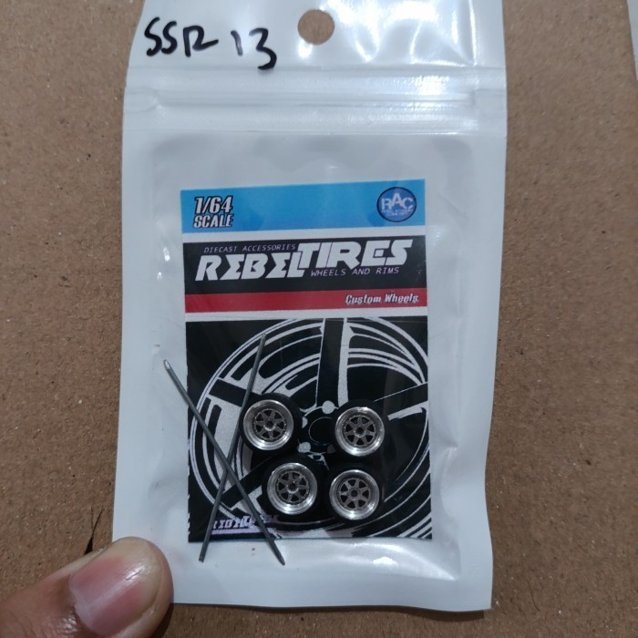 Ban karet Hotwheels Rebel Tires SSR13