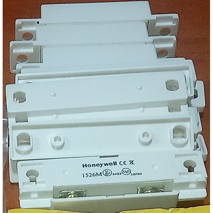 

MPS-20 -- Magnetic Door Contact - Intellisense by Honeywell - Cokelat