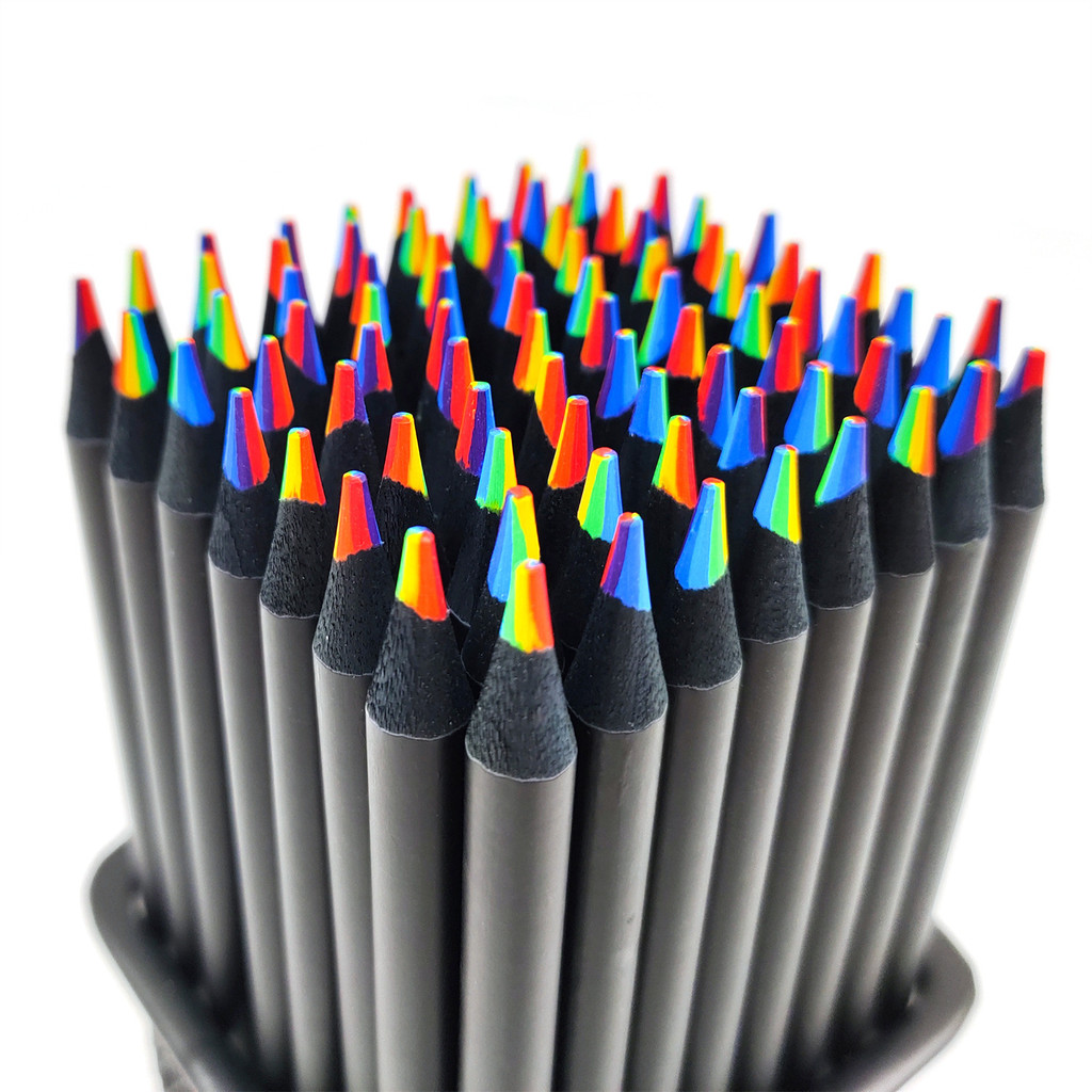 

1pcs Random 7 Colors Gradient Rainbow Colored Pencils Drawing Sketching Coloring Colour Pencils Artist Sketching Art Supplies