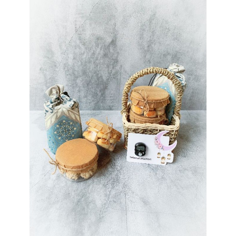 

Infleurens - DAYANA HAMPERS LEBARAN / KUE KERING /PARCEL IDUL FITRI