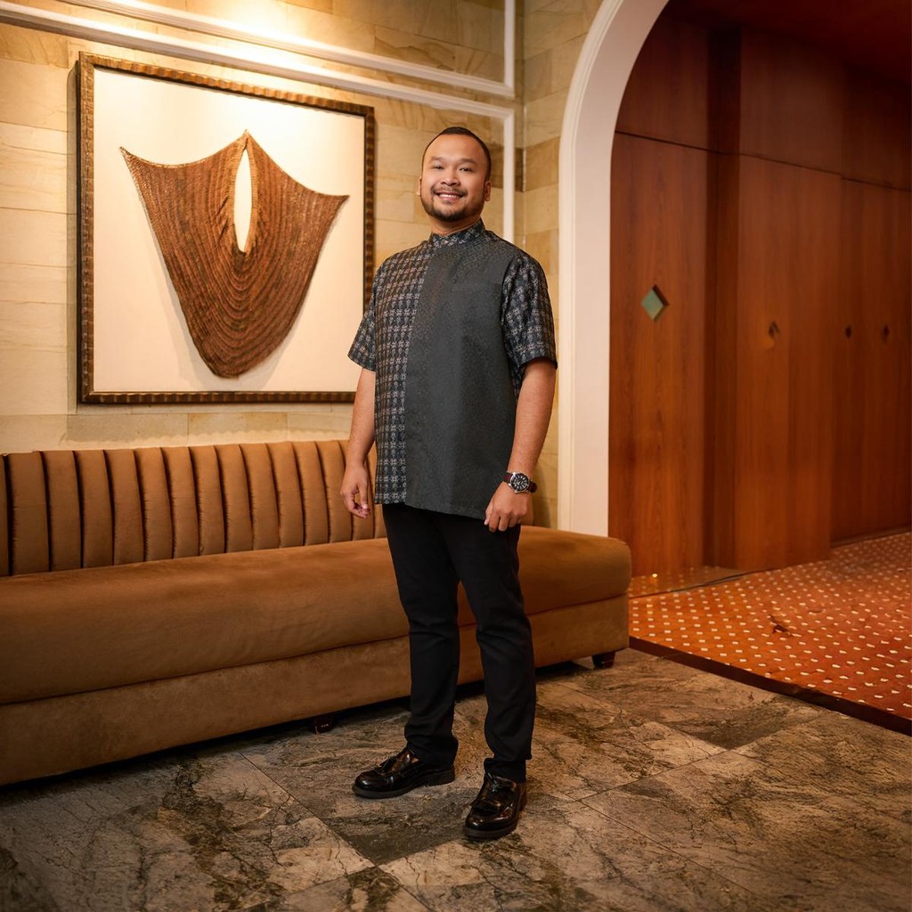 ZM Zaskia Mecca - Khoja Kemeja Koko Pria Lengan Pendek - Teman Serumpun - Edisi Kamboja