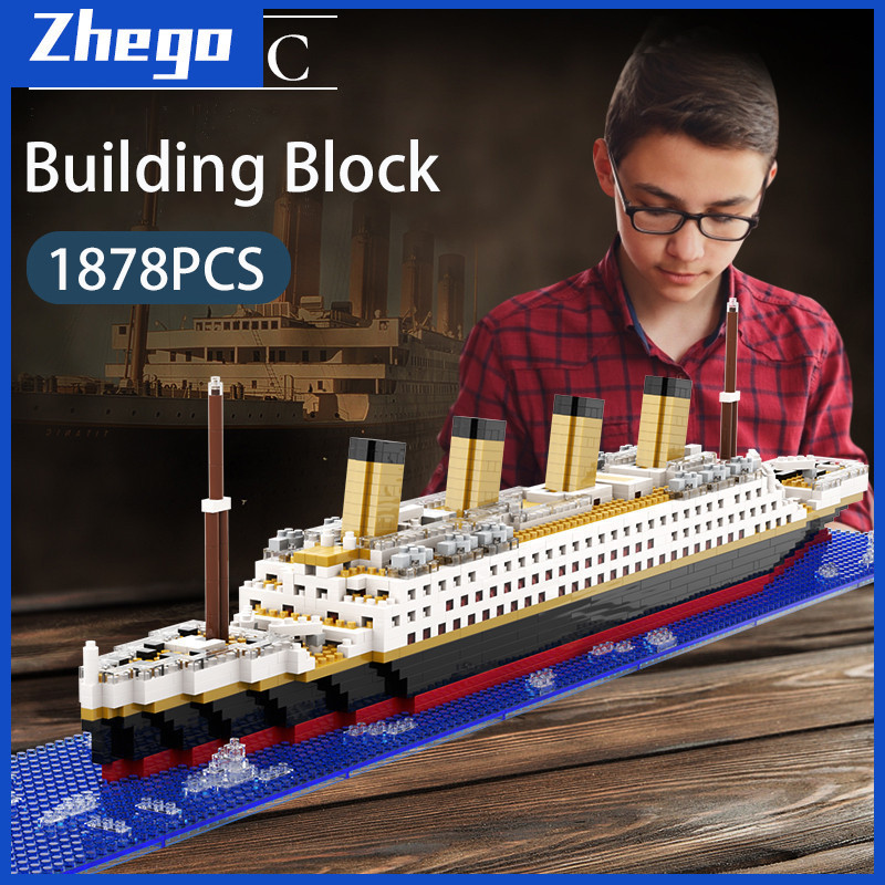 Titanic Model Bricks Model Titanic Kapal Pesiar DIY Blok Bangunan Bata Kit Anak Anak Mainan