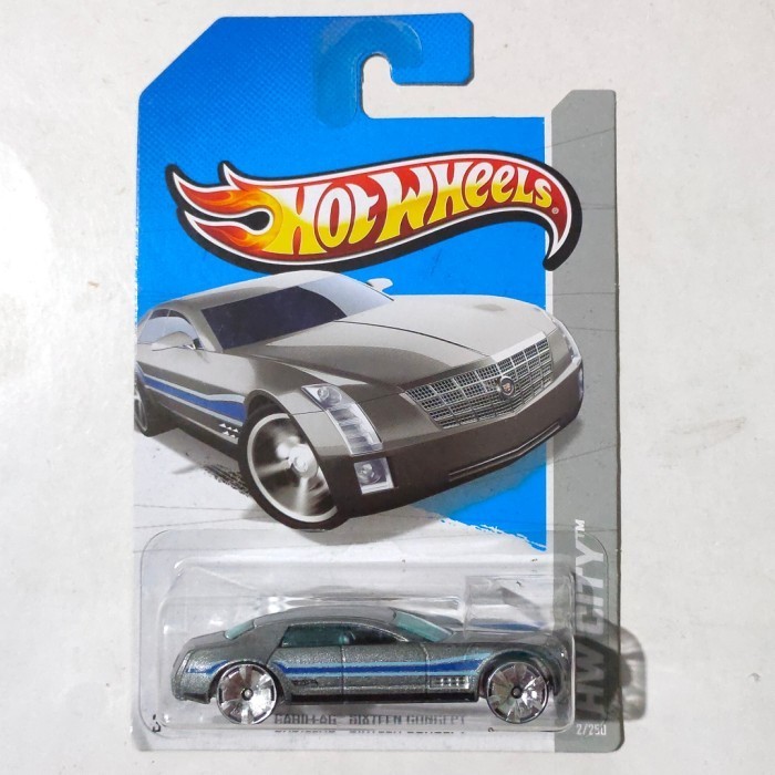 FTS27 HW Hot Wheels Cadillac Sixteen Concept Silver