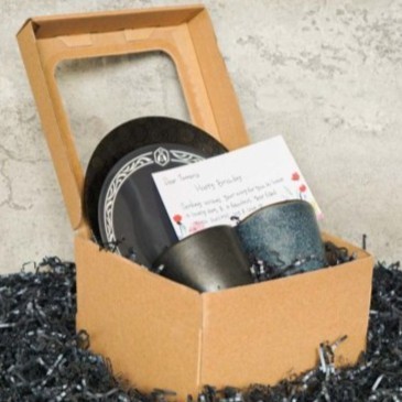 

(NEW) -Gift Hampers/ Birthday/ Wedding/ Please Be Happy!