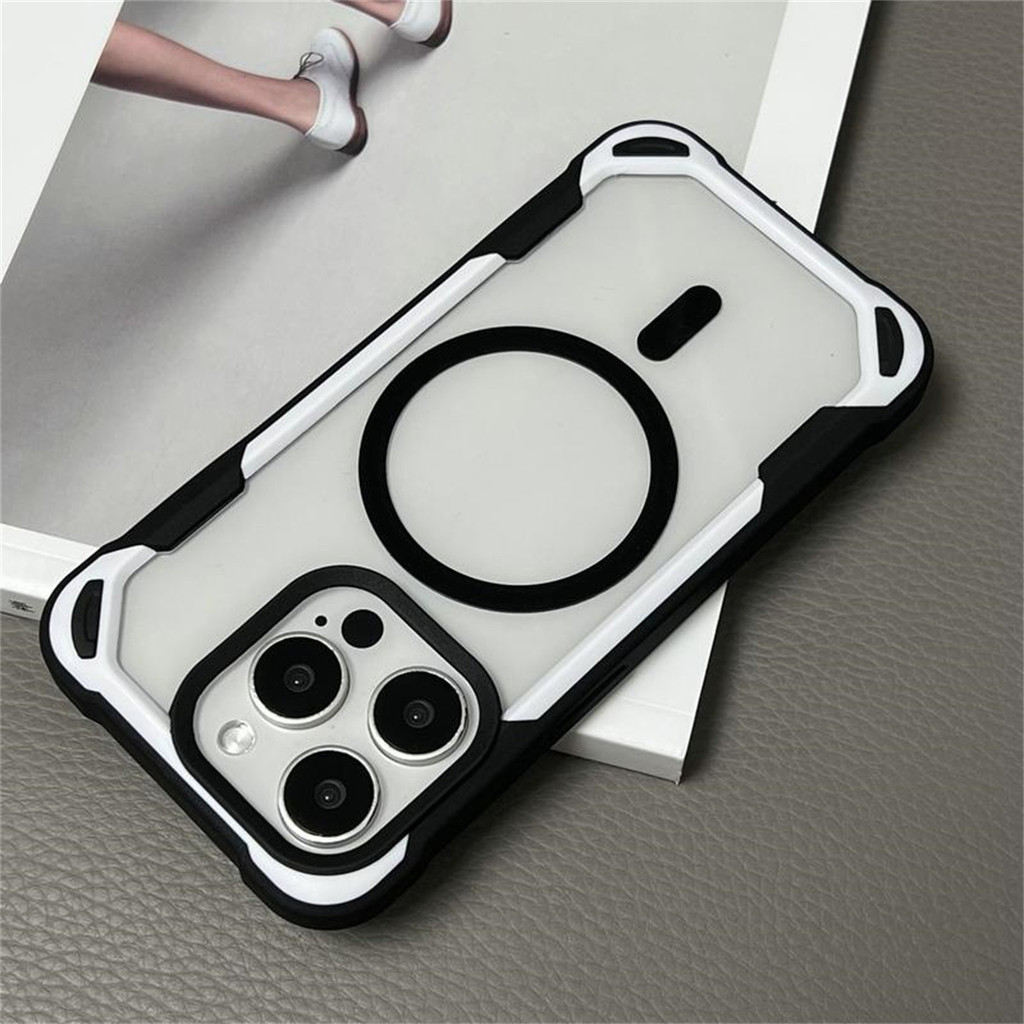 Luxury Magnetic Shockproof Armor Phone Case for IPhone 15 13 14 12 11 Pro Max 11 15pro 14pro Hard Ca