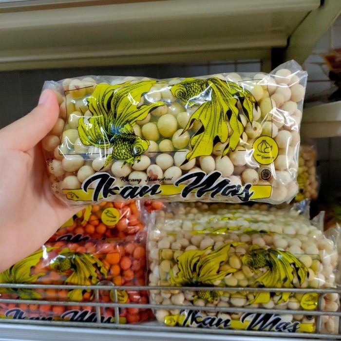 

Kacang Shanghai CAP IKAN MAS PEDAS/ASIN 250GR / SNACK KACANG ENAK - snack camilan cemilan murah anak kiloan jadul grosir termurah