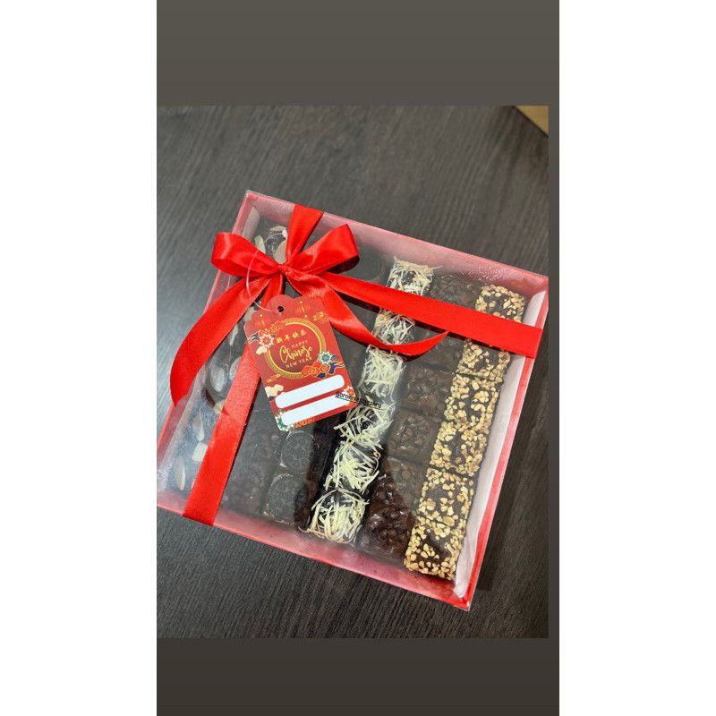 

Kado Hampers Termurah / Hampers Lebaran/Hampers Idul Fitri/Hampers Fudgy Brownies Hampers Lebaran/Hampers Ramadhan/Hampers idul adhaFudgy Brownies