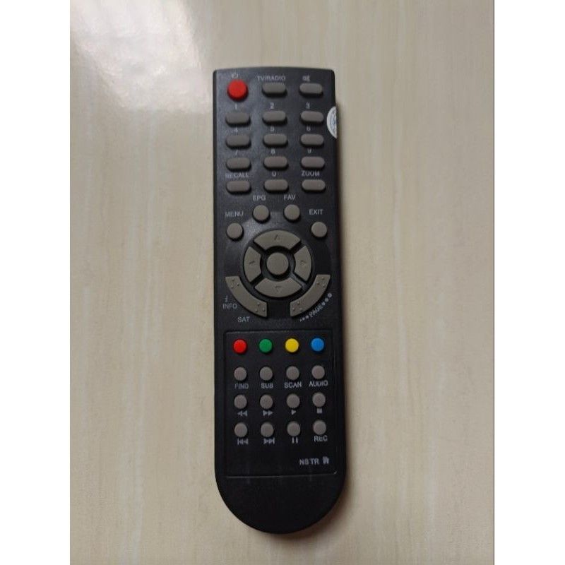 Remote Parabola Nusantar HD dan STB Tanaka DVB T2 Set Top Box Tanaka