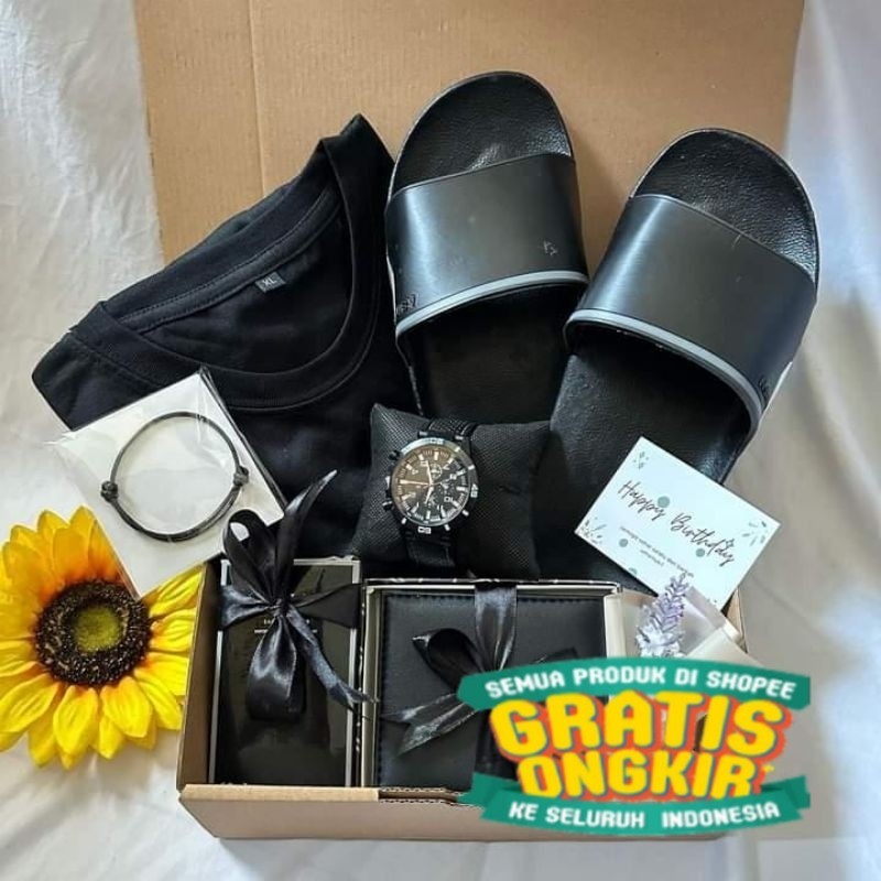 

Giftbox/hampers/ kado cowok black edition murah lengkap kado ultah kado anniversary kado wisuda Ulang tahun Ulang tahun/ hitam putih pink polos