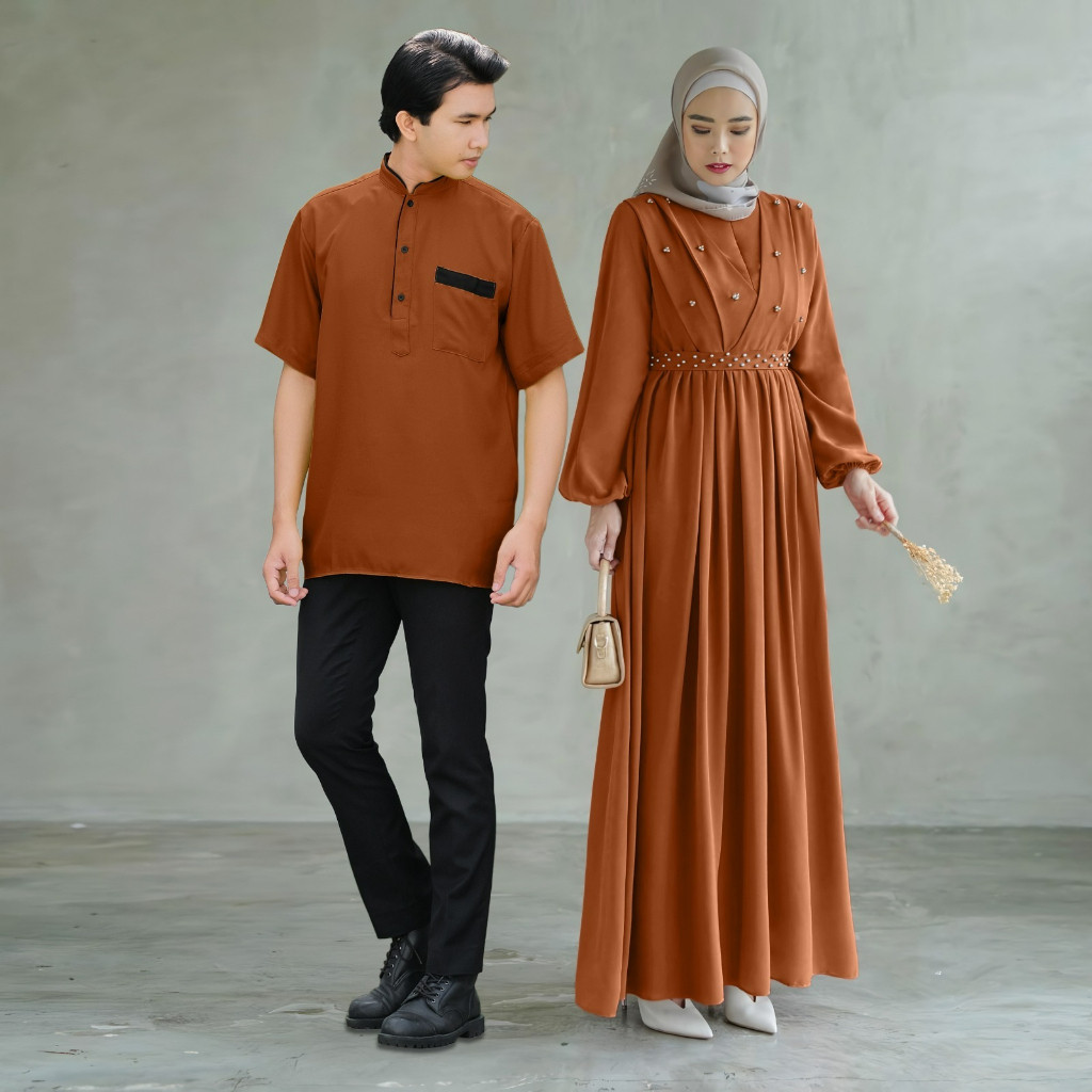 BMG-BAJU PASANGAN ZORA MUTIARA KOKO Sarimbit Couple Terbaru Lebaran 2025 Kemeja Koko Dan Gamis 2 Kom