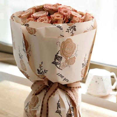 

Isi 20 LEMBAR Kertas Buket Wisuda Anniversary Romantis Bunga Motif Rose Mawar Flower Wrapping Pattern Rose Cellophane KB070