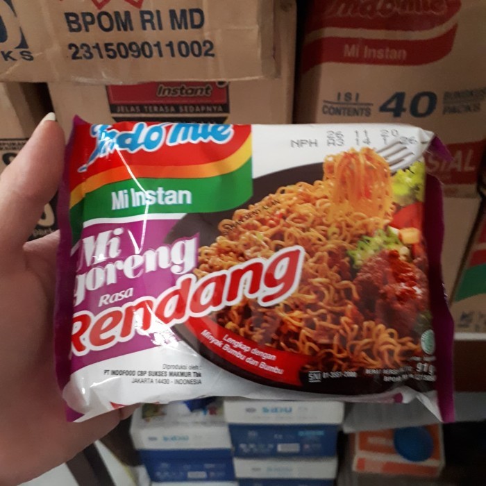 

indomie goreng rendang 91gr