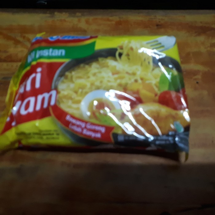 

Indomie kari ayam