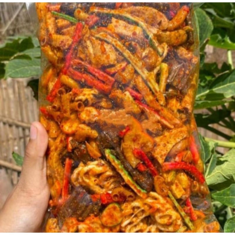 

Seblak kerupuk mix/campur pedas daun jeruk kemasan 500 gram