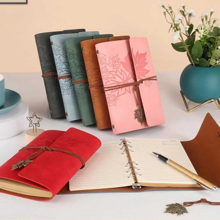 

PLGI Buku Catatan Harian Binder Kulit Retro Maple Leaf LD-A1