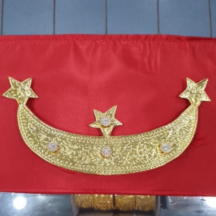 aksesoris bulan sabit NTT