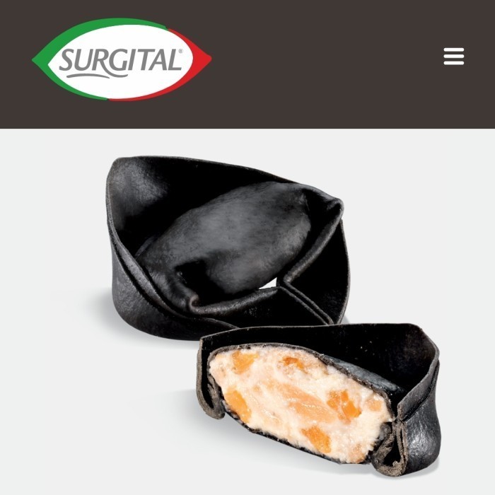 

Ravioli Salmon with Black ink