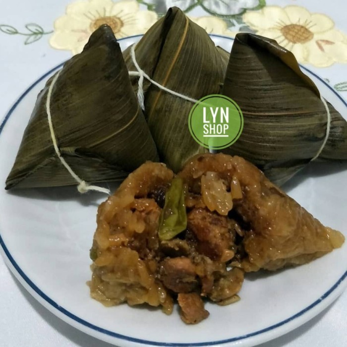 

BAKCANG MINI Ketan Ayam Asli MEDAN (isi 10pcs)