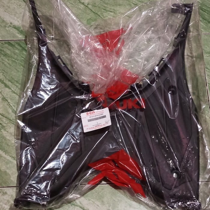 ORIGINAL BORDES PIJAKAN KAKI SUZUKI SKYDRIVE 125 SGP