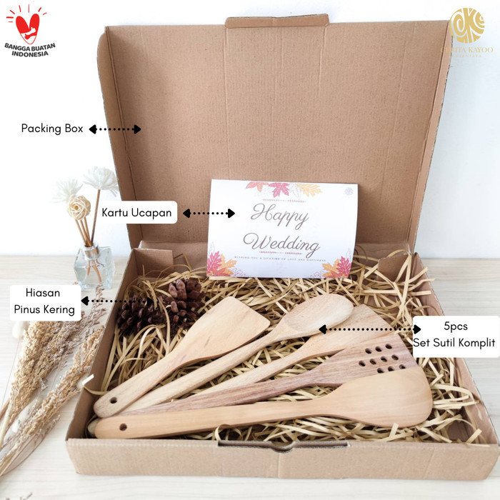 

[[ K23 - BEST SELLER ]] Kado Pernikahan | Hampers Wedding | Kado Wedding | Kado Ulang Tahun - Raksa(Sutil)