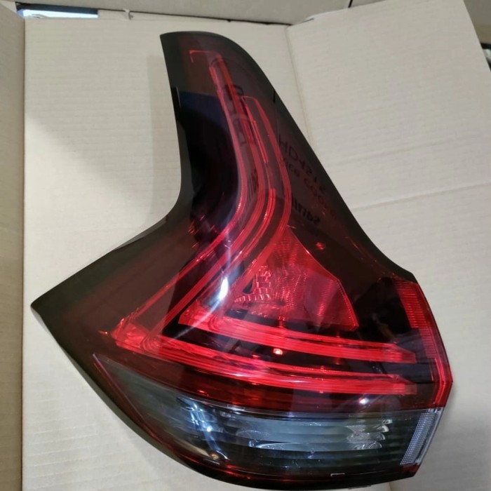 LAMPU STOP XPANDER CROSS ORIGINAL