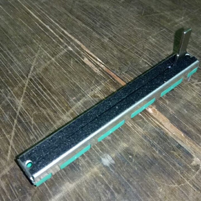 DC99 Potensio Geser Stereo Potensio Mixer 10K 75mm