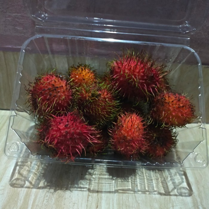 

fresh fruit buah rambutan Binjai berat 800 - 900 gr
