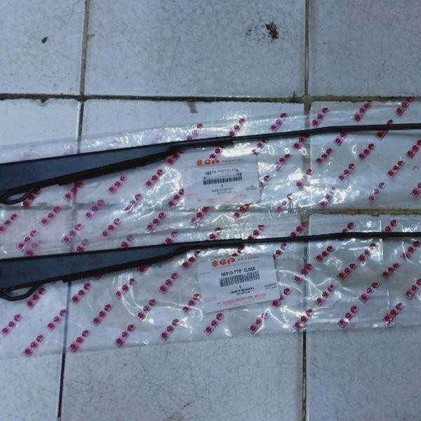 Ready wiper arm futura original - Kanan Part COD