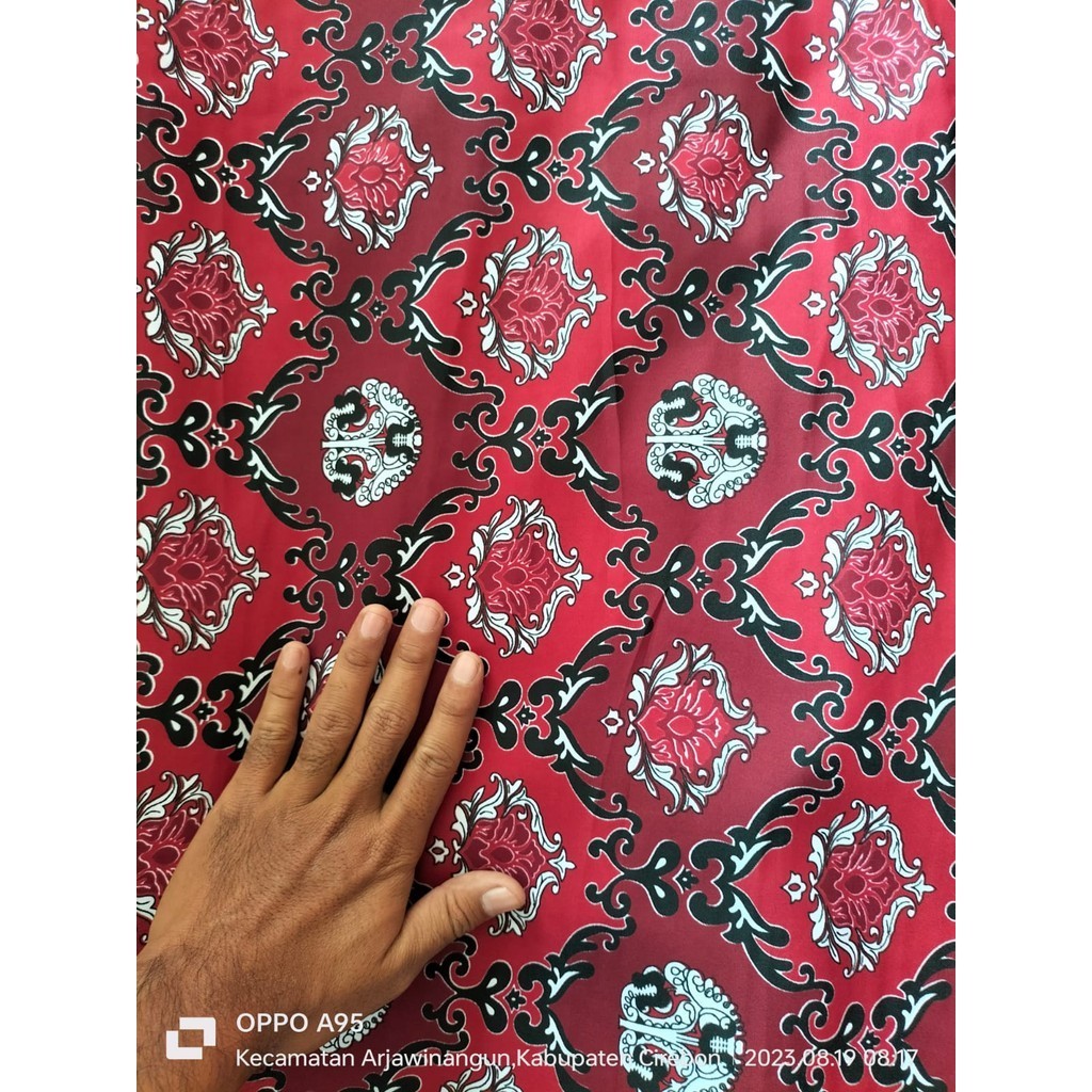 kain batik sekolah 1 meter warna merah 49997