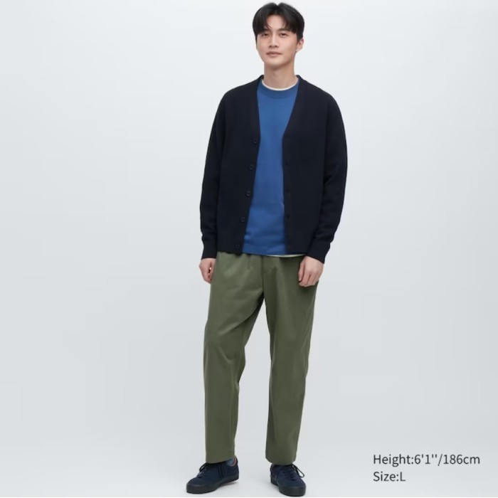 promo ✨ -UNIQLO Cotton Relax Ankle Pants - Green - XL