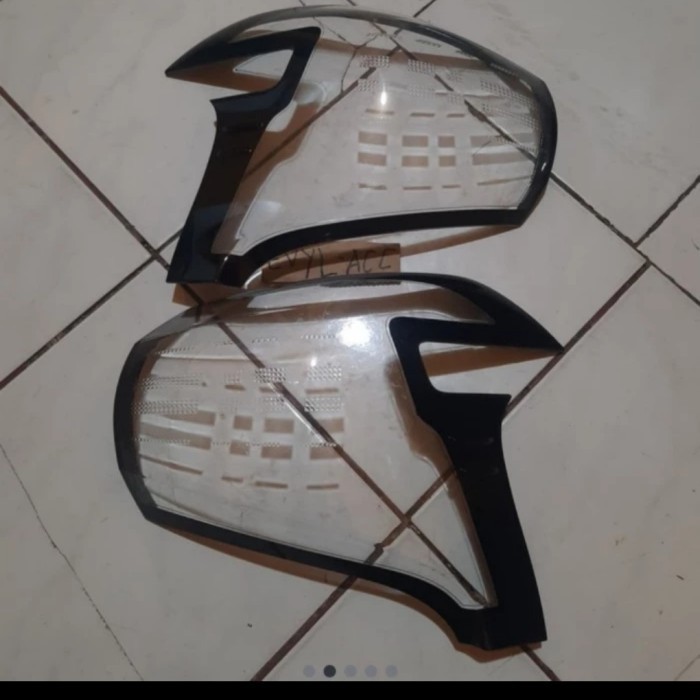 mika stop mika lampu belakang Sienta original