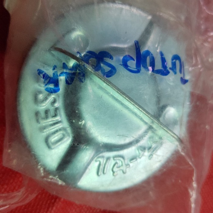 penutup tangki solar original toyota hartop diesel. BARU