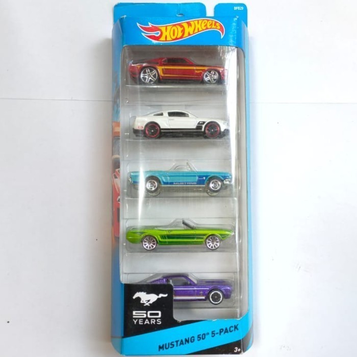 Hotwheels Gift 5 Pack Mustang 50th 63 65 69 2010 Ford Mustang 2014