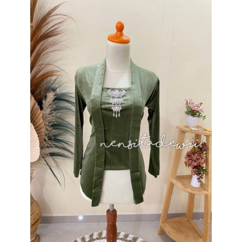 Atasan Kebaya Bludru Kutubaru / Sepinggang - Hijau Sage