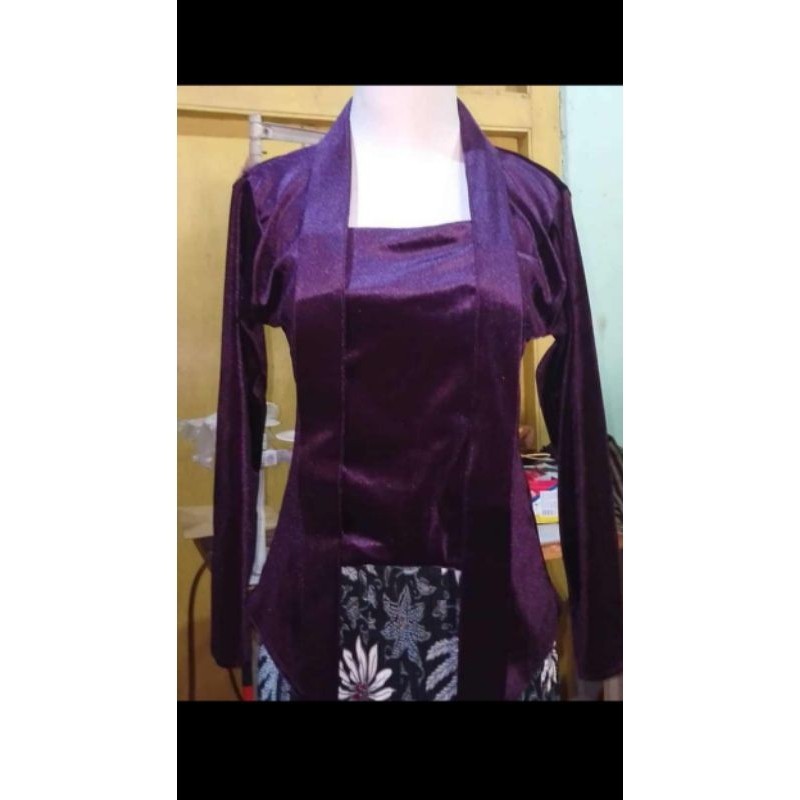 Atasan kebaya bludru kutu baru