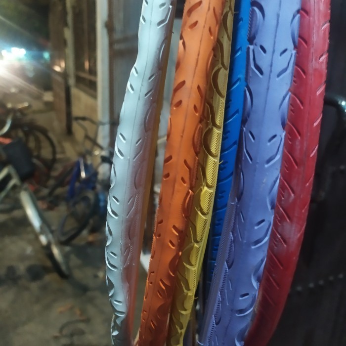 Petit Ban luar sepeda ukuran 26 x 1.25 merk kenda