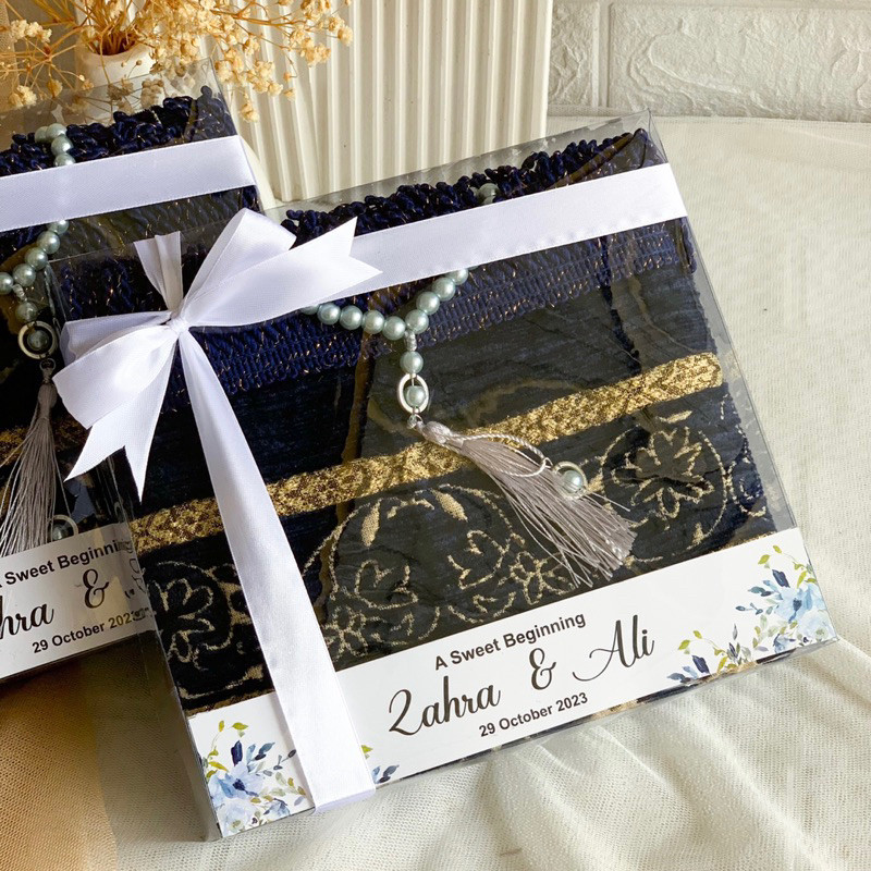 

Oleh Oleh Haji Atau Tahlilan Hampers Sajadah Travel Souvenir Pernikahan Murah/ keluarga oleh oleh