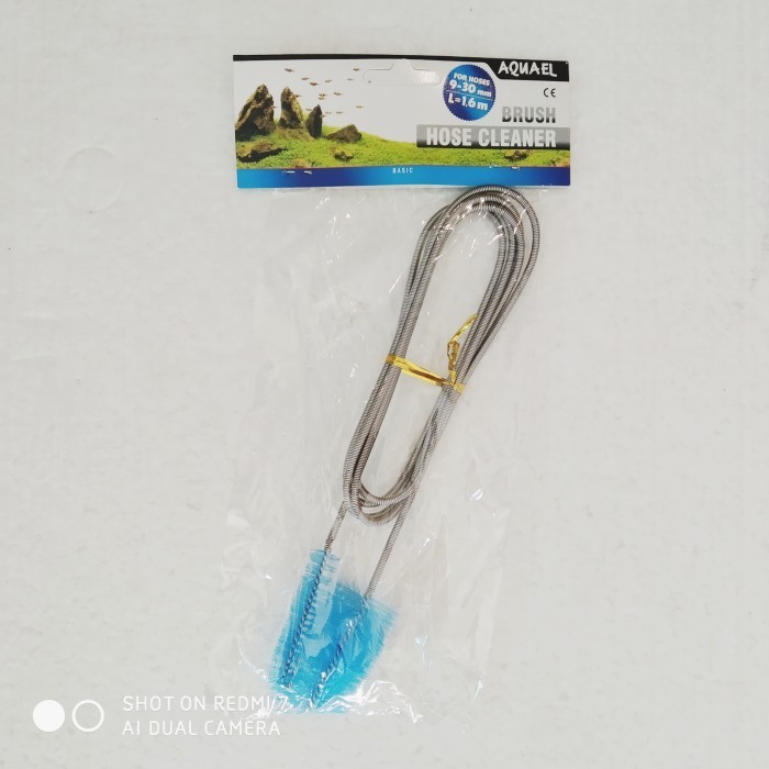 NEW ✨ - Lily pipe brush/ sikat lily pipe