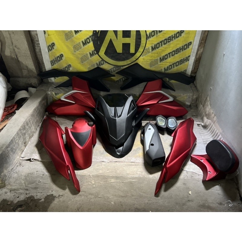 variasi pcx honda pcx 160 Fullbody model forza merah hitam putih