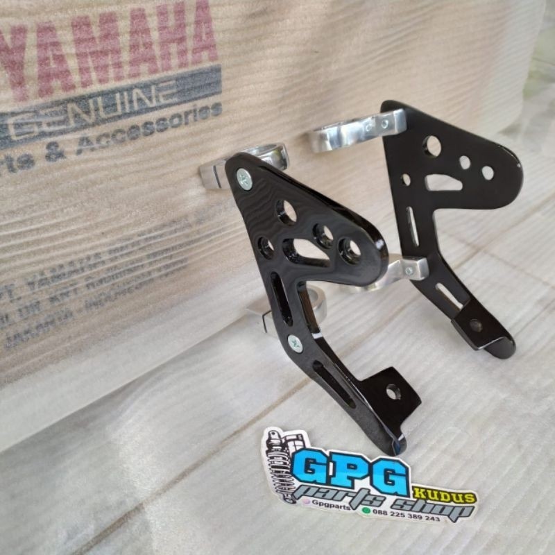Breket Pangkon Kupingan Lampu Model CNC Bpro Hitam PNP RX King Ninja Vixion Scorpio Byson