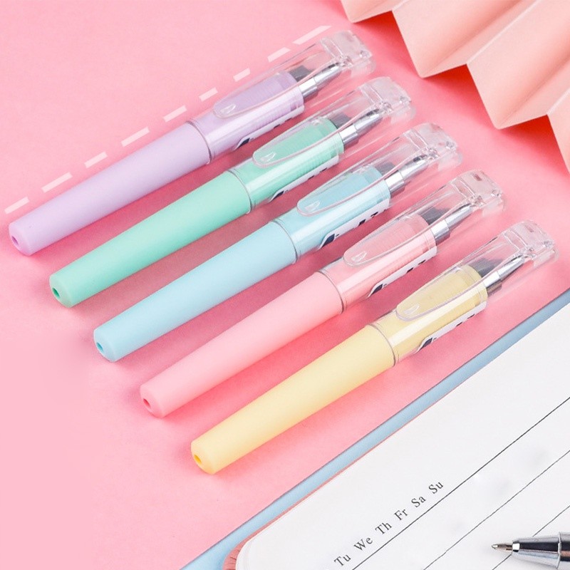 

Short Portable Gel Pen 0.5mm Black Ink Signature Pen
