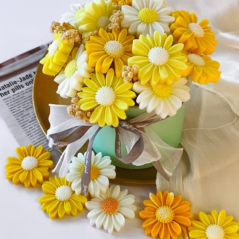 

3D Daisy Scented Candle Silicone Mold DIY Flower Shape Resin Molds Flower Soap Making Craft Candles Mould Home Decor Supplies