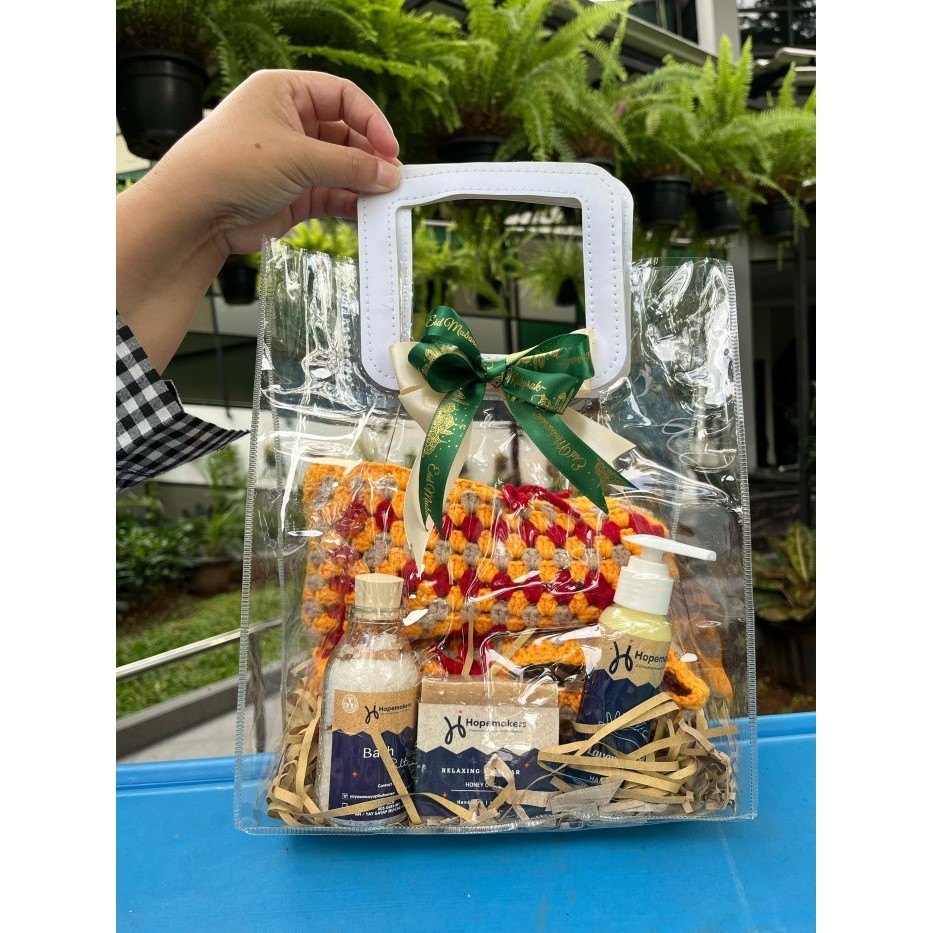 

Hopemakers Hampers Lebaran 2025 Isi 4 I Hampers I Lebaran I Hand Lotion I Bath Salt I Soap Bar I Kecantikan I Kebersihan I Therapy I Hadiah I Parsel
