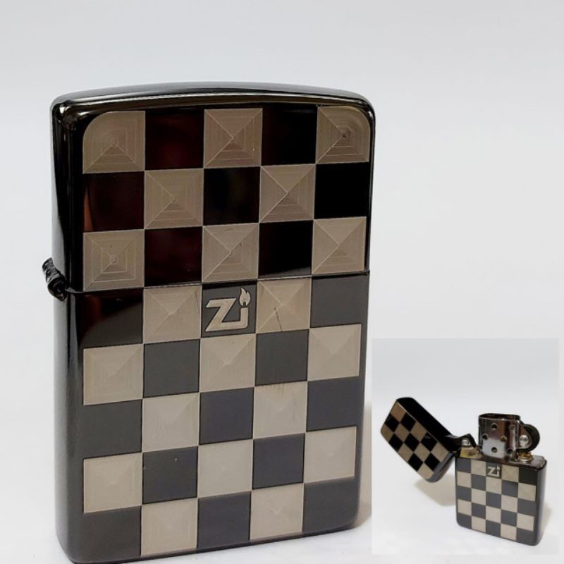 Korek Api Zipo Black iCe MOtif Catur Premium Lighter ORi free minyak 75ml dan batu BPS