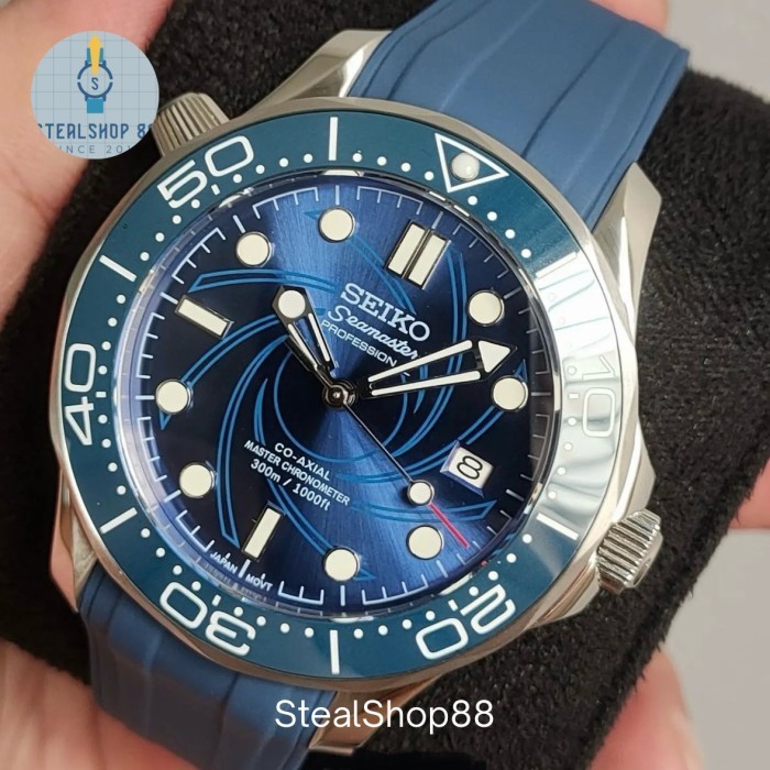 Seiko Seamaster Blue Spectre 007 Co Axial NH35 Automatic