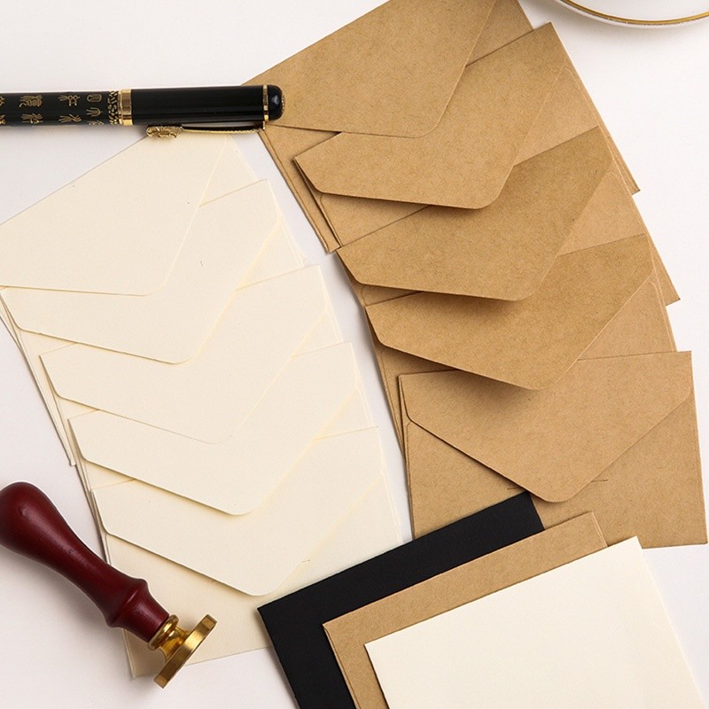 

Kraft Paper Envelope Pure Color Romantic Letterhead