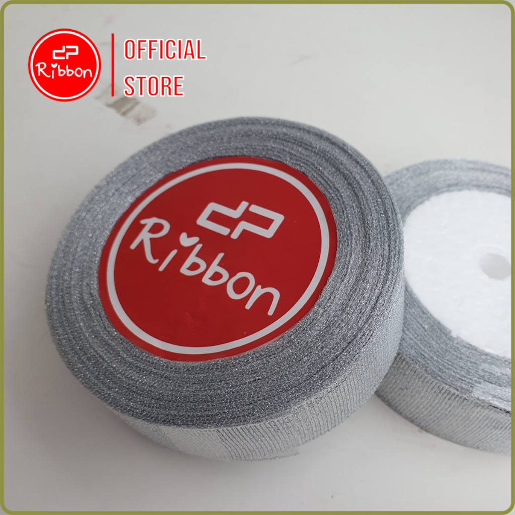 

1 Roll Pita Metalik Glitter Gold/Silver Ribbon 1 inch Ribbon Pita Emas/Perak 1" 2,5cm per ROLL